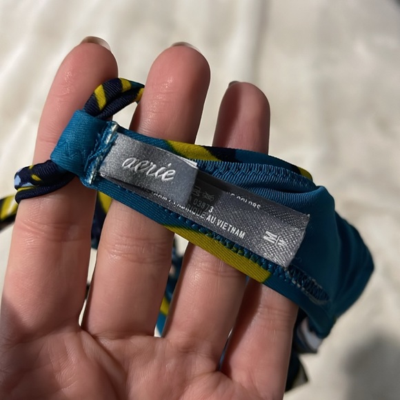 2 for 15$// Aerie Swim Top - Picture 3 of 3